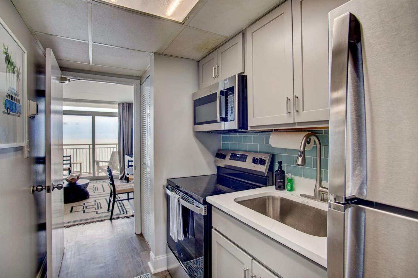 מירטל ביץ' Oceanfront Escape Renovated Suite At Camelot מראה חיצוני תמונה