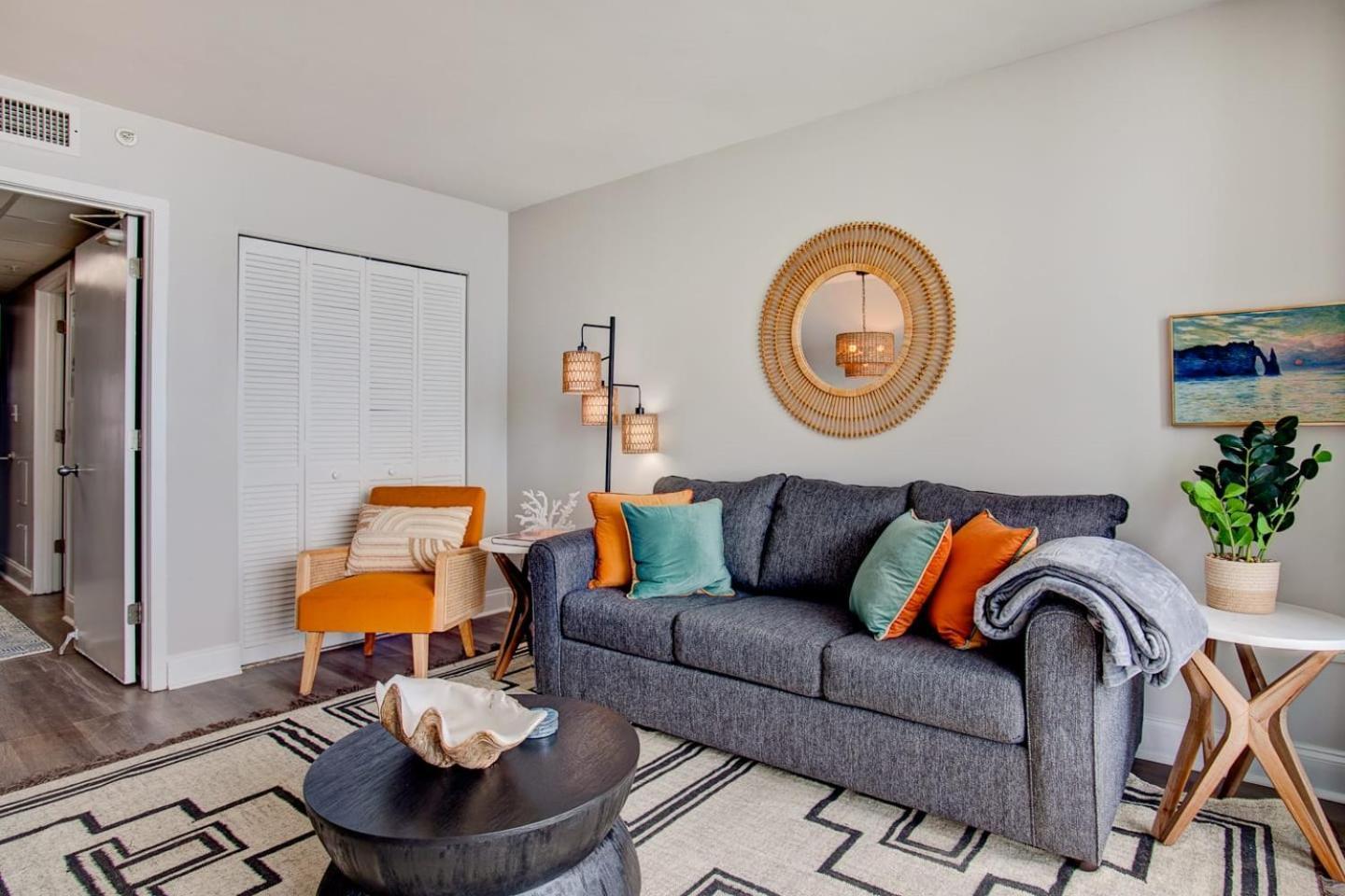 מירטל ביץ' Oceanfront Escape Renovated Suite At Camelot מראה חיצוני תמונה